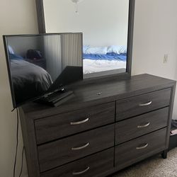Dresser With Mirror (Matching 2 Night Tables, not Included)