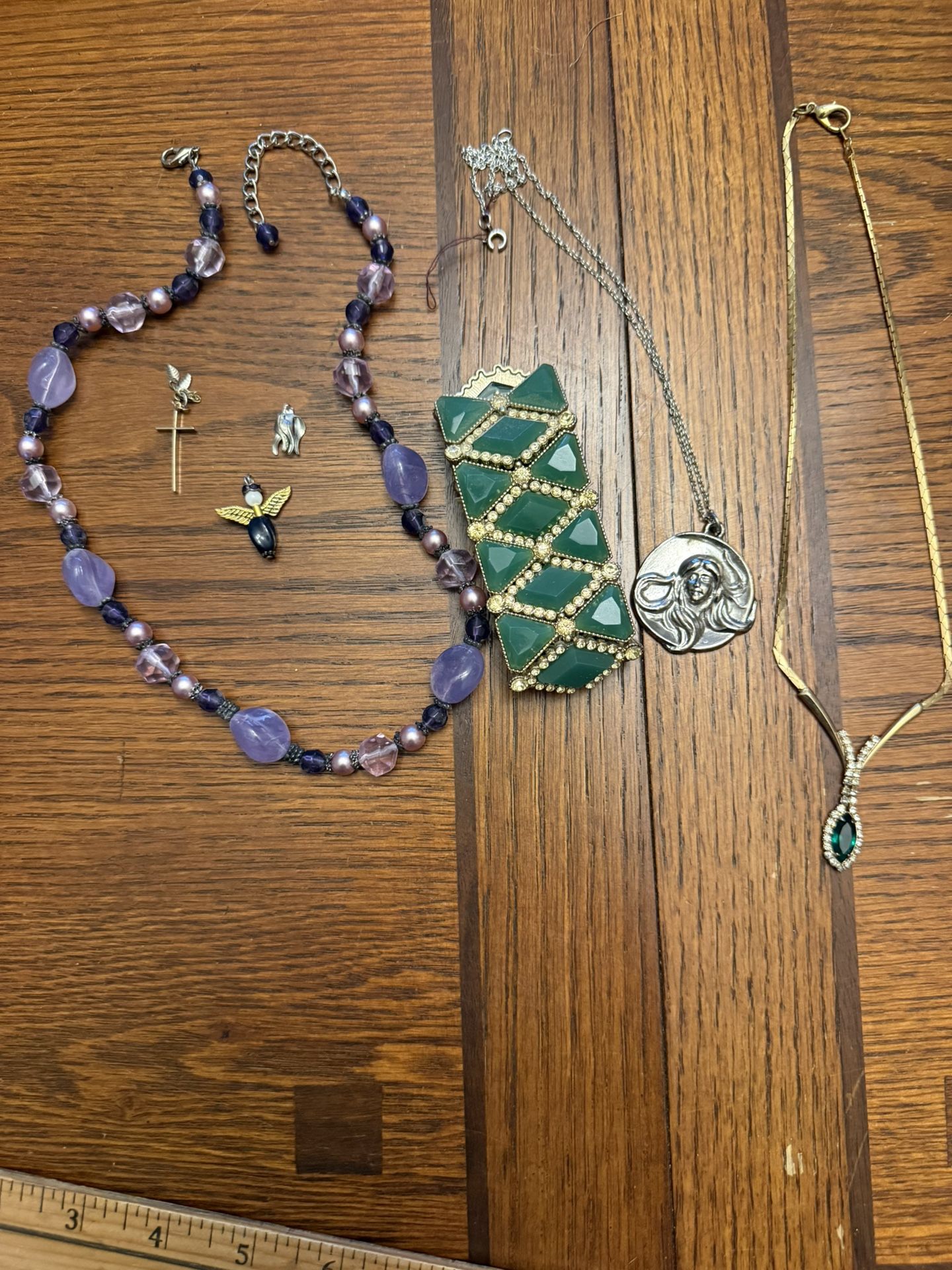 LOT Vintage Jewelry Necklace Necklaces Bracelet ALL FOR 