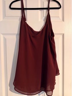 Torrid Maroon chiffon tank size 1