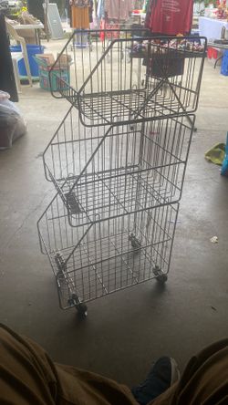 3 Stackable Baskets On Wheels