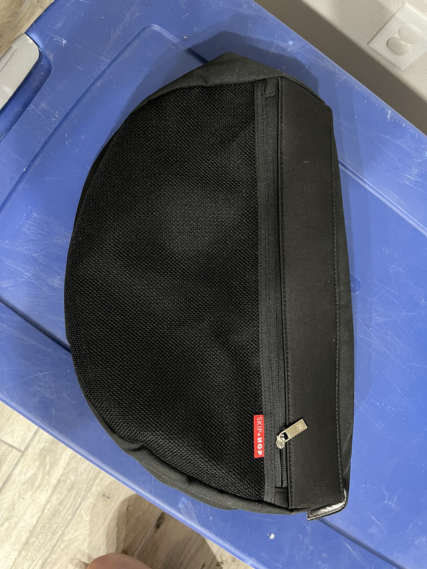 Brand new Pouch for stroller with cooler inside 