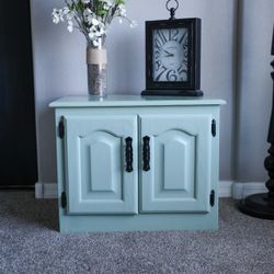 Charming costal plain Nightstand / Table Stand