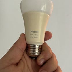 Phillips Hue BULBS And STRIPS