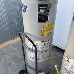 Water Heaters (2) Bradford White