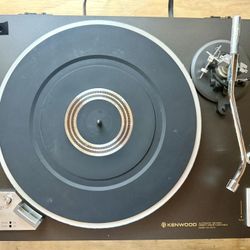 Vintage Kenwood KD-3070 Direct Drive Auto Return Turntable Record Player Parts or Repair