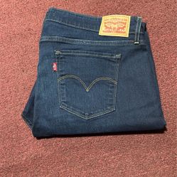 LEVIS Size W33  L30