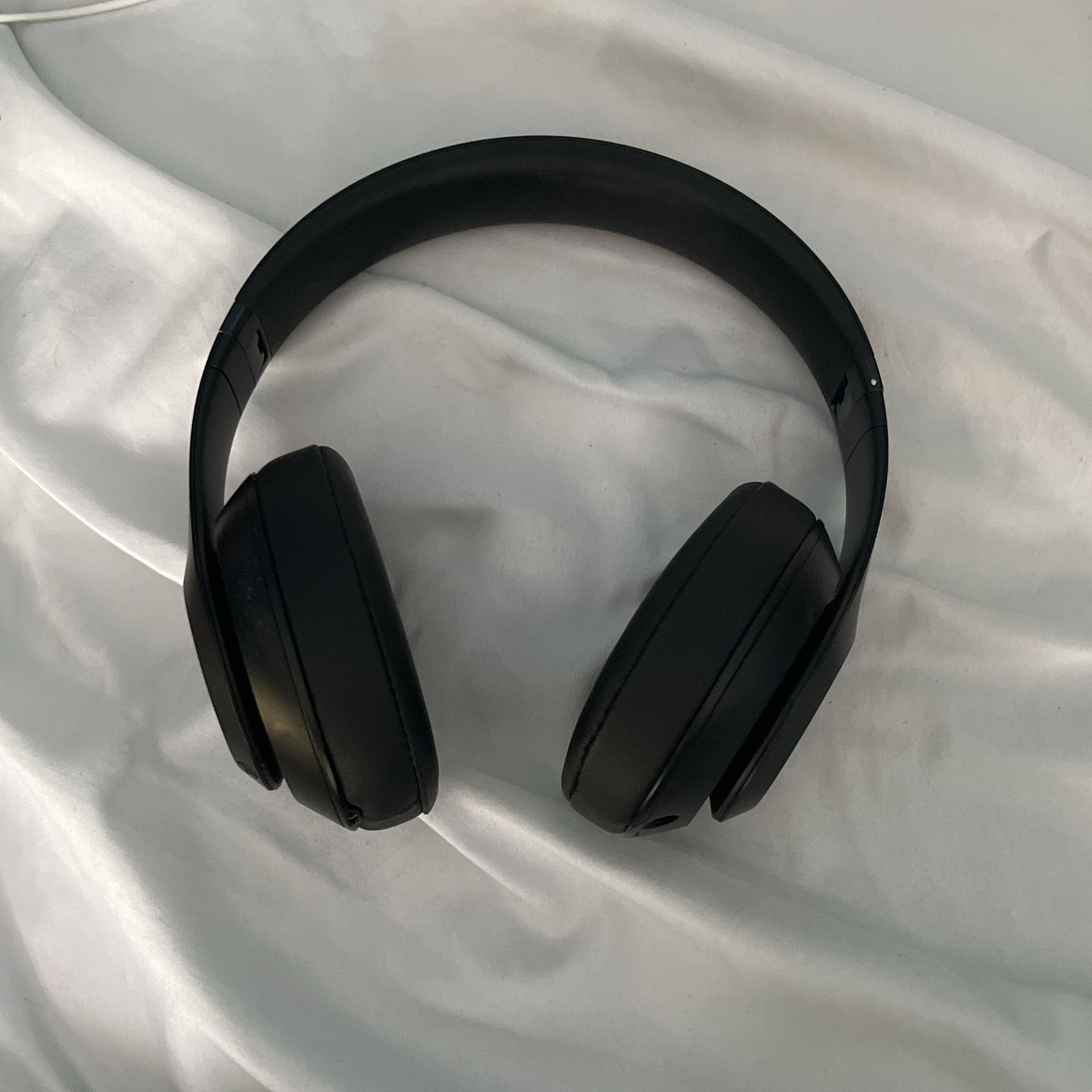 Beats Studio 3