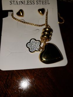 Necklace with earrings
