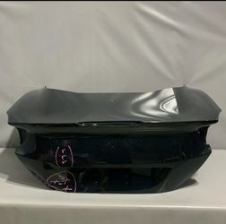 FERRARI PORTOFINO TRUNK DECK LID CONVERTIBLE 2019 2020 GREEN OEM M8-248785