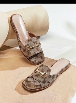 Women’s sandal