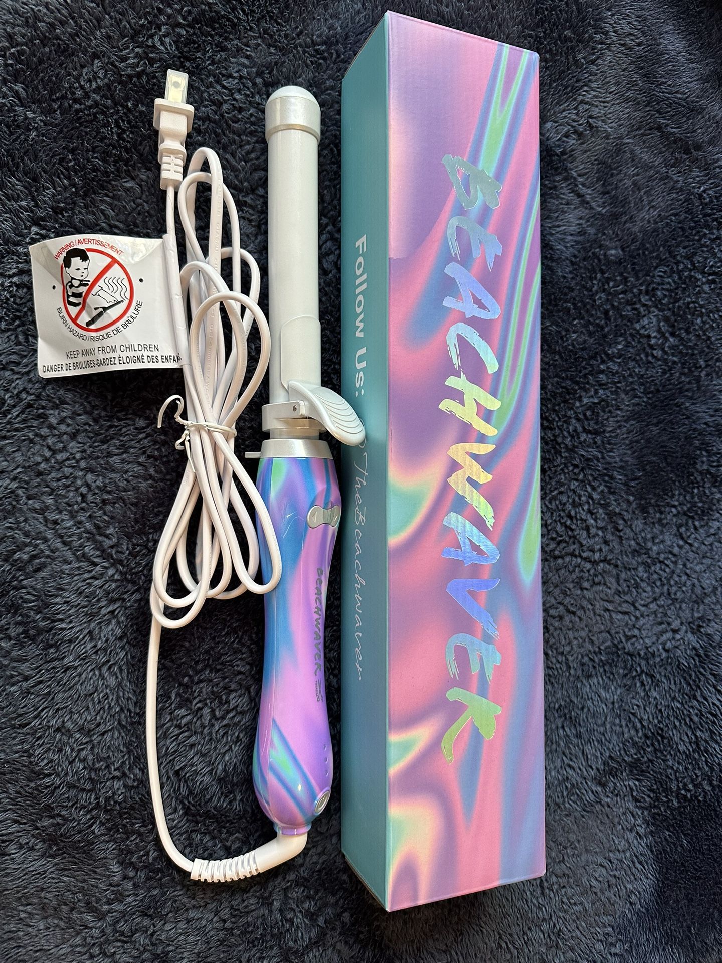 New! BEACHWAVER CURLING IRON - Theresa Beachwaver