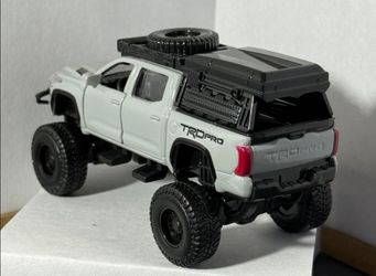 BAD MOFO Diecast TRUCK  - TOYOTA TUNDRA TRD PRO 4x4  MIASTO FRESH METAL  GRAY BLACK  5 inch