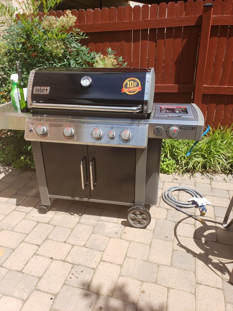 Weber Genesis ll E435 grill natural gas