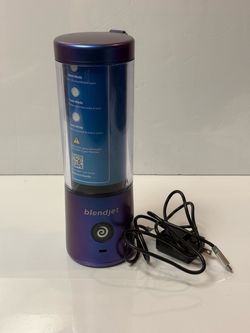 Blendjet the original Portable Blender Open box New