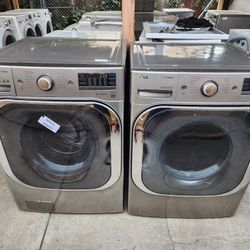 Front Load LG Lavadora Y Secadora30 Pulgadas  Mega Capacidad Lavadora 5.5 Secadora 9.0 Eléctrica  220 Voltios La Secadora