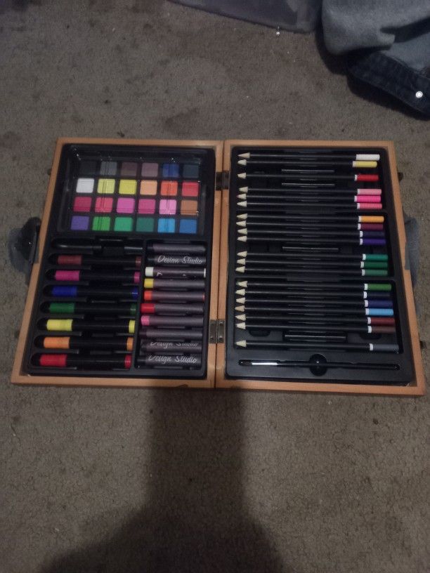 Art Kit (Paints, Colored Pencils, Crayons, Markers)
