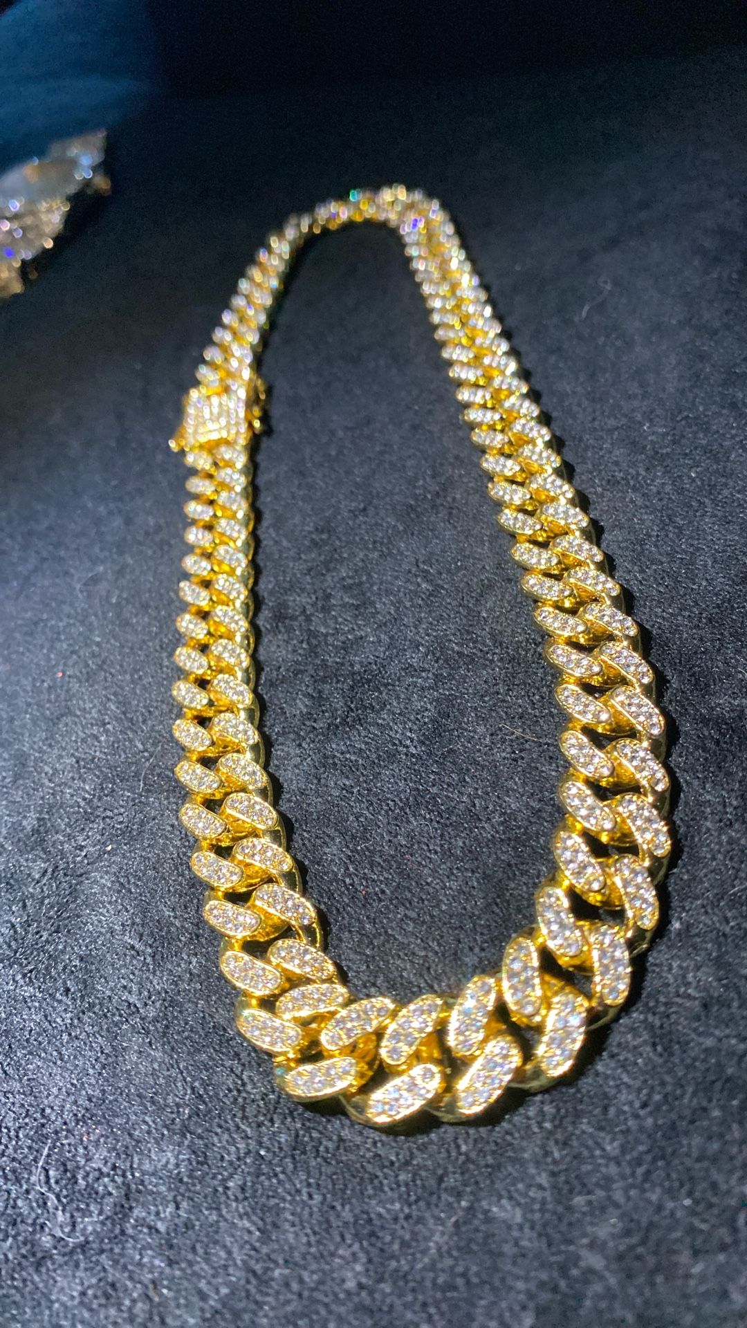 Short 18 Inch Lab Diamond Chain Yellow Gold