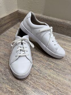 CLARKS Women’s Size 9 Walking Sneakers
