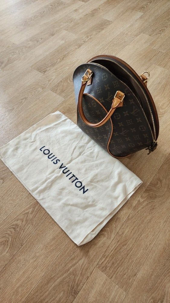 LOUISE VUITTON ELLIPSE MM