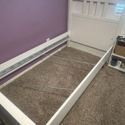 Twin Beds Black And White 