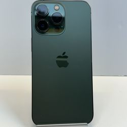 Apple iPhone 13 PRO 128gb. ( Fully Unlocked )