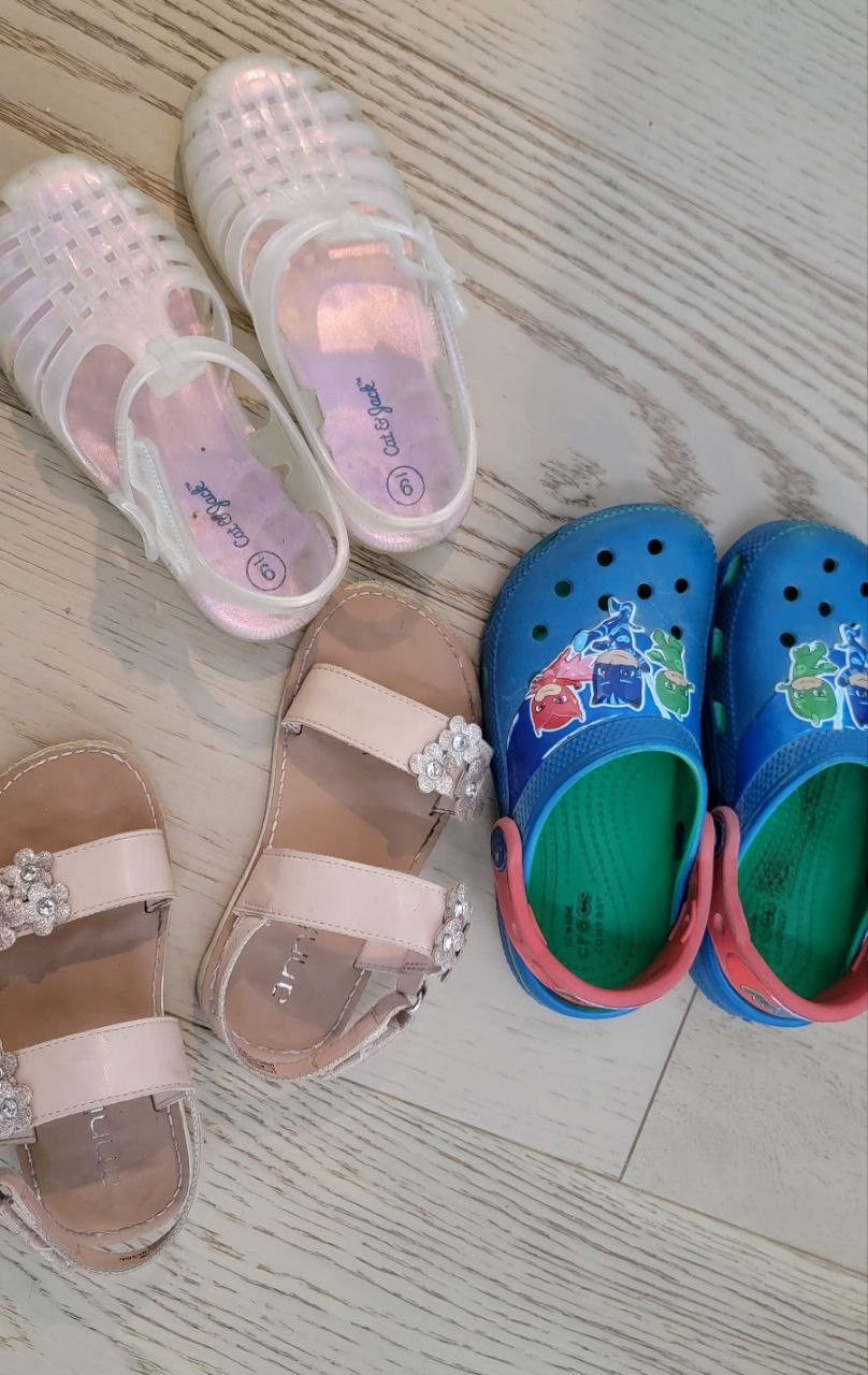 Kids Slippers And Shoes Sizes 9,10