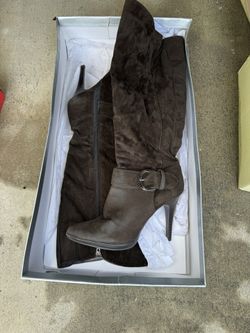 Boots Women’s Size 7