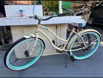 Huffy Beach Cruiser