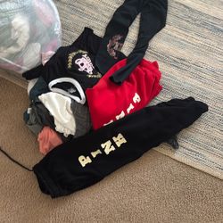 juniors/ women’s clothes 