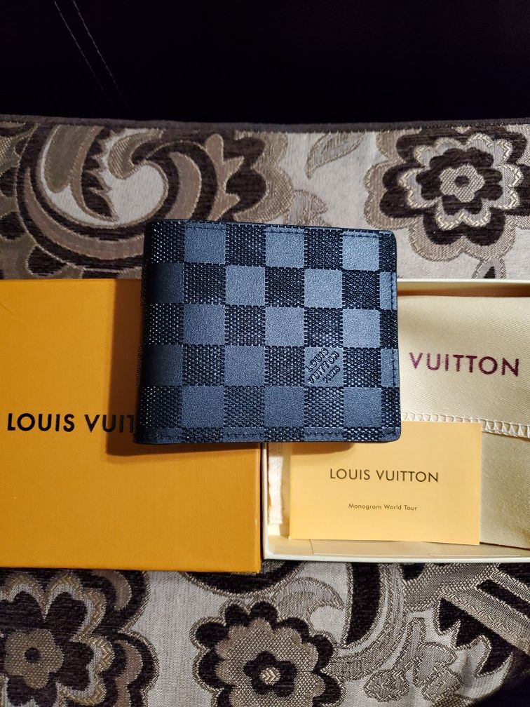 Louis Vuitton Men Wallet $150