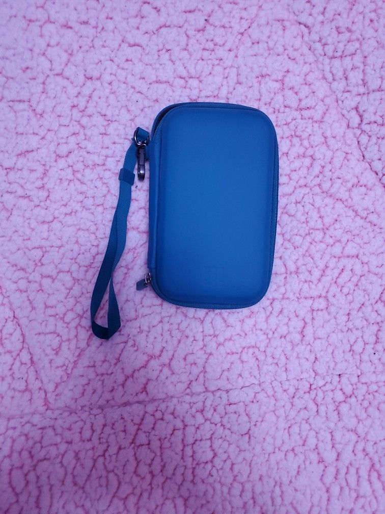 BRAND NEW!! NEVER USED!! ♡《 MOLESKINE ♡ HARD SHELL CASE ♡ WRISTLET》♡ Teal Blue
