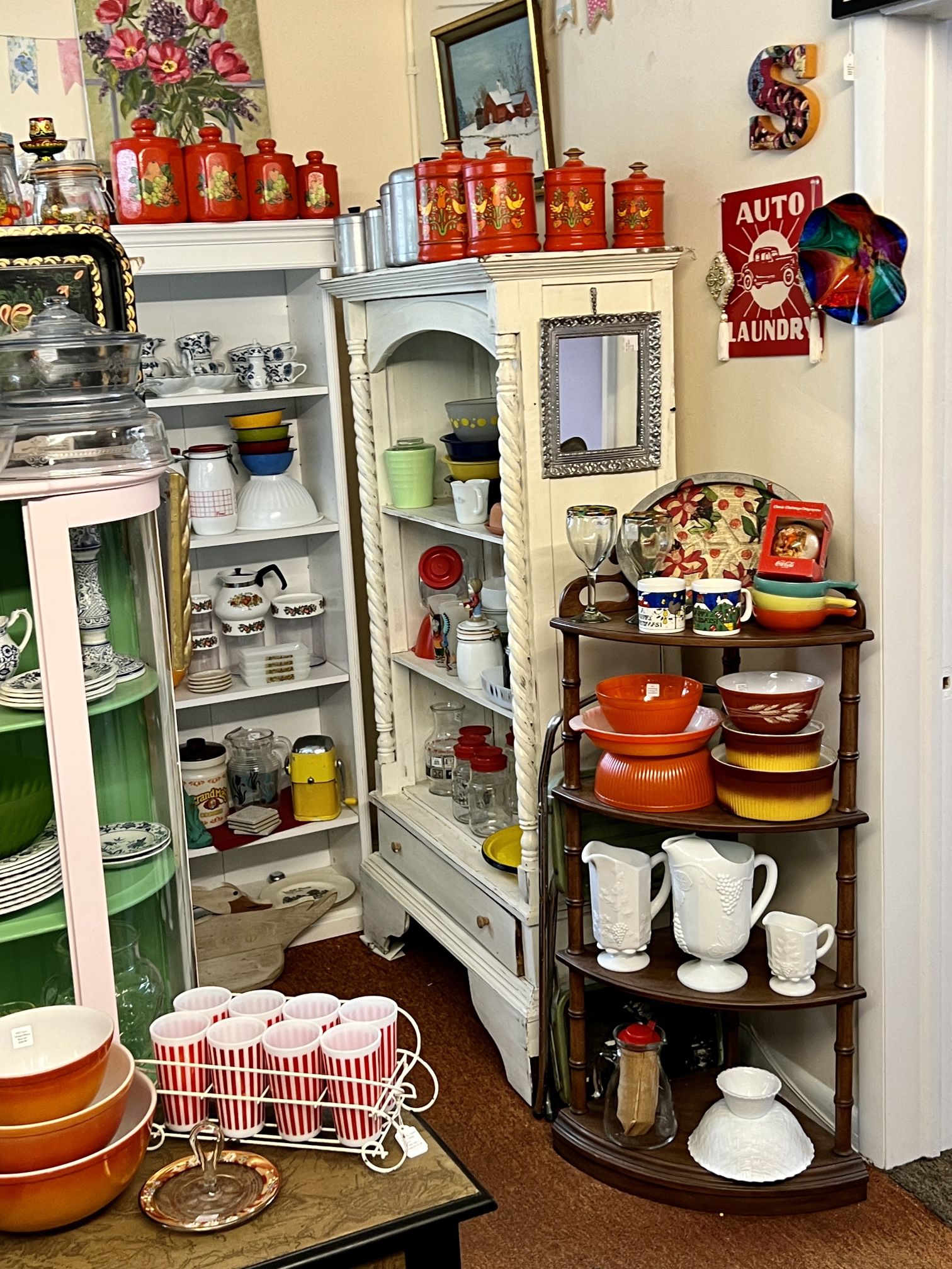 Vintage kitchen : Pyrex, Kromex, Fire King, Hazel Atlas, mckee