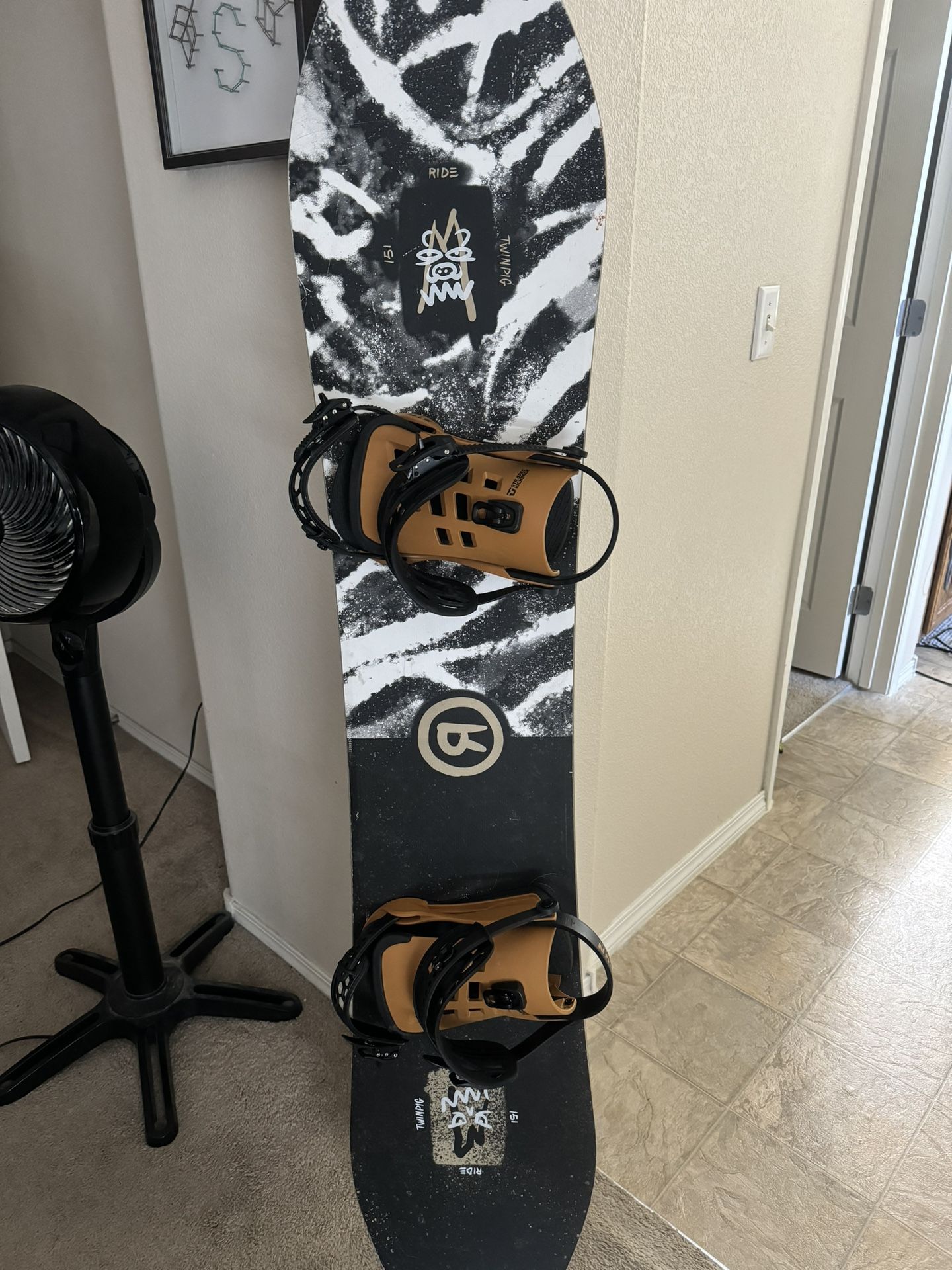 Ride Twin Pig Snowboard