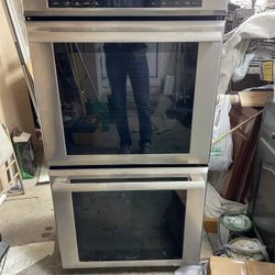 Thermador MED272ES And Wolf Gas Top w/Range Hood Too