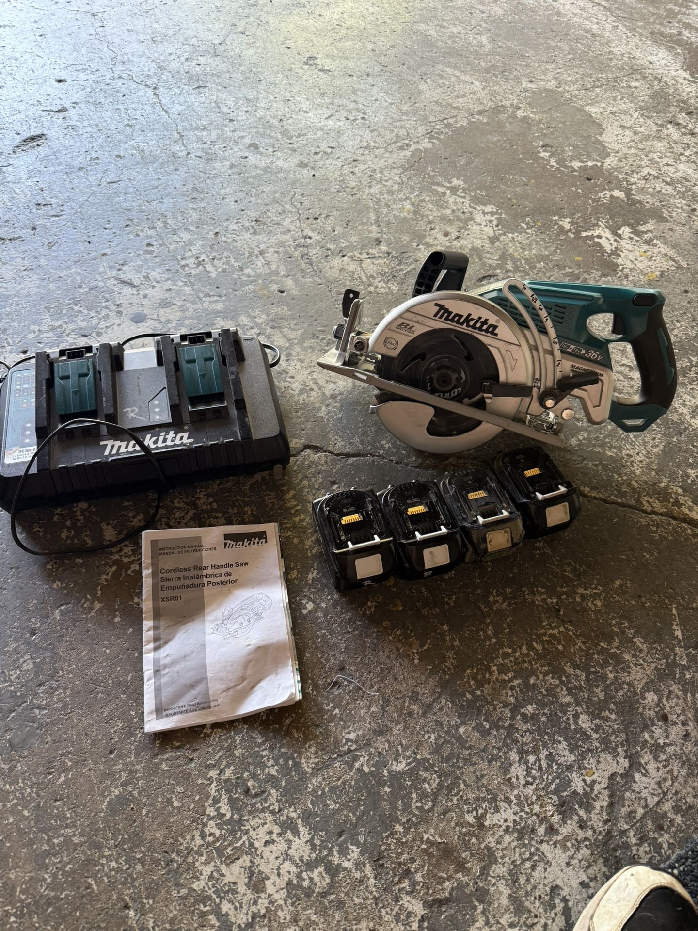 Makita cordless saw