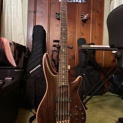 Ibanez SR 1905 5 String Bass