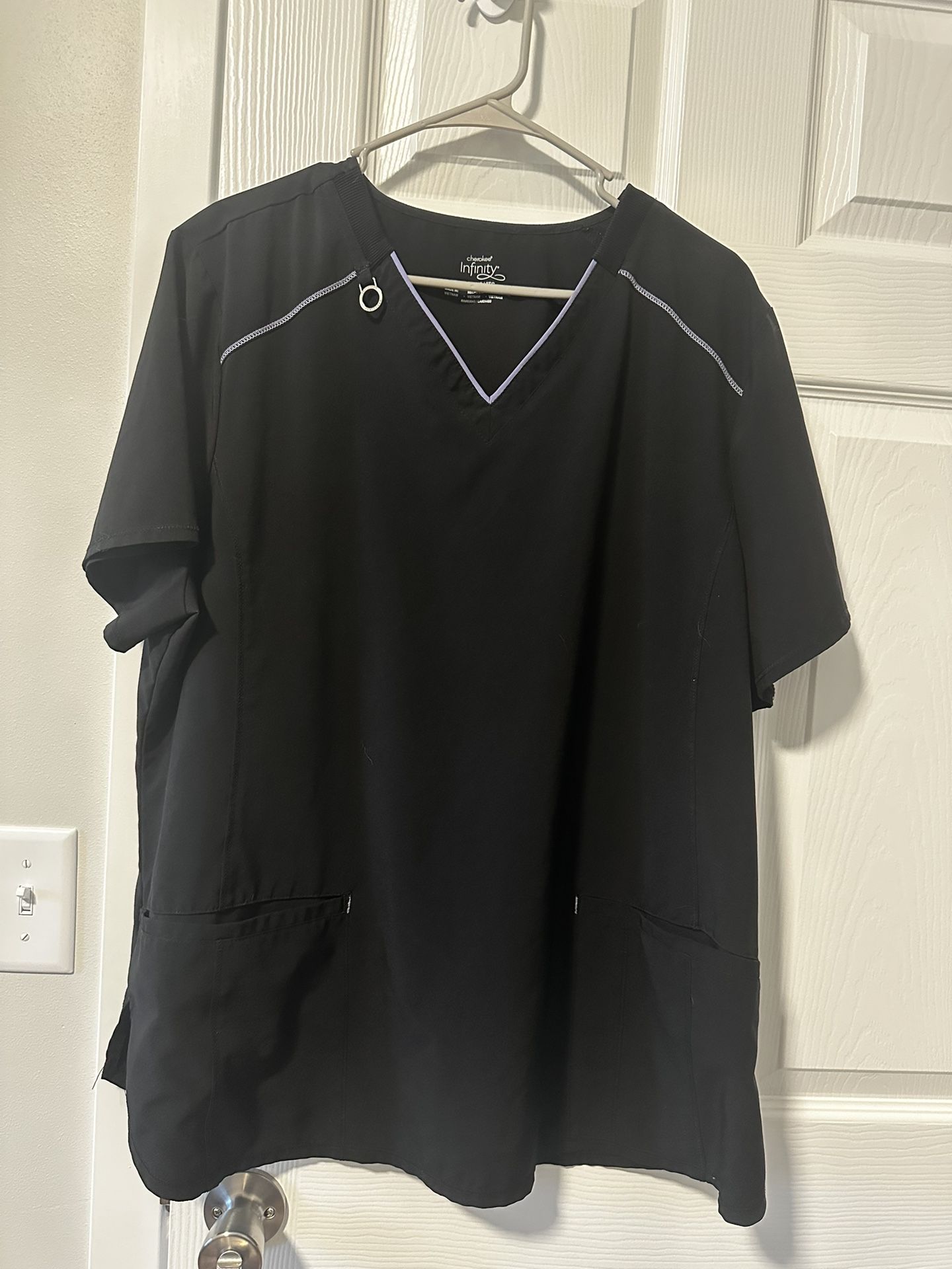 Cherokee Scrub Top (2x)