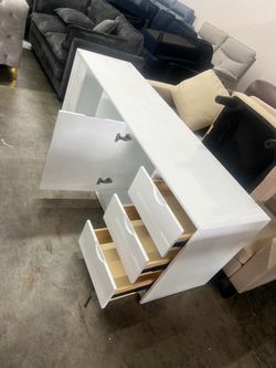 71” white tv stand with 3 drawers, 2 open storage compartments & 1 closed closed cabinet compartment. **minor details**