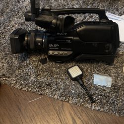 Sony HXR-MC2500 