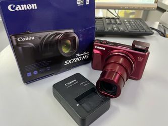 Canon PowerShot SX720 HS 20.3MP Digital Camera