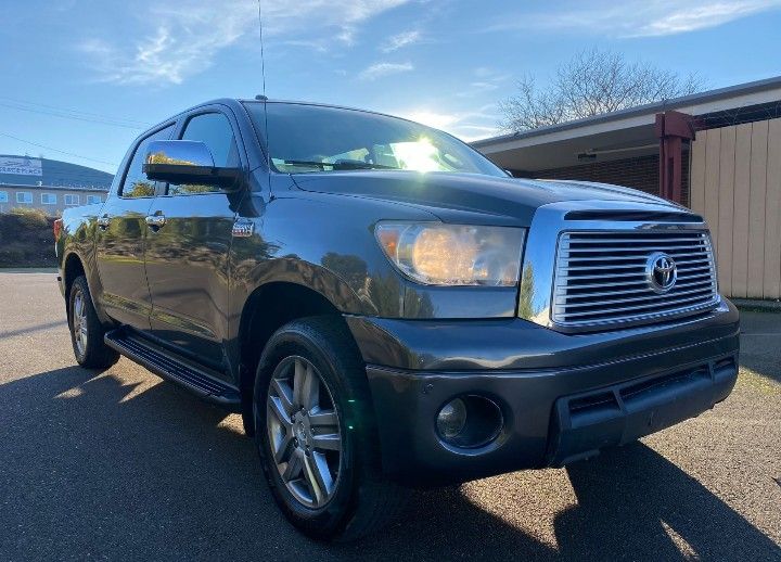2013 Toyota Tundra 4WD