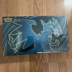 ULTRA PREMIUM COLLECTION CHARIZARD