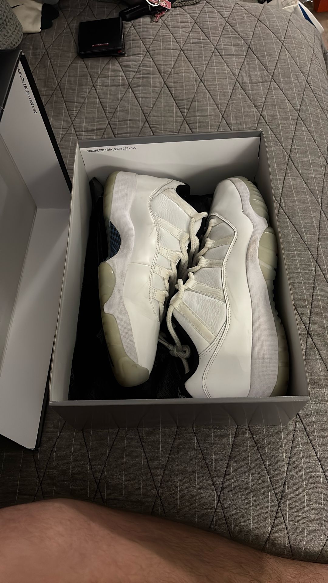 Jordan 11 low legend blue