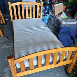 Two Twin Beds 