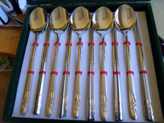Kitchen Star Collection Spoon Set by Dong Myeong