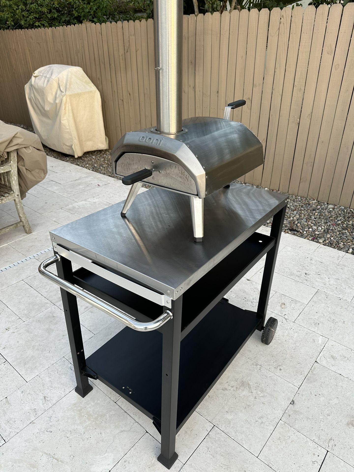 Ooni Karu 12 Pizza Oven With Outdoor Cart