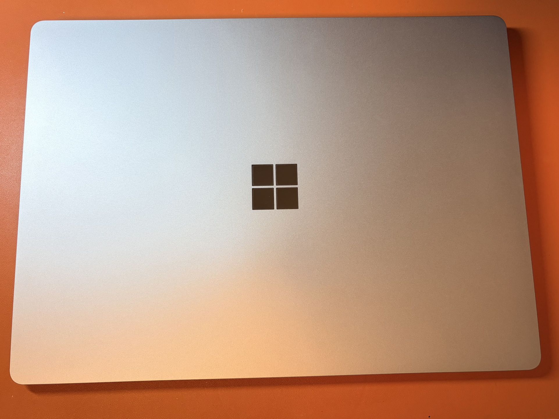 Microsoft Surface Laptop 4 13.5” Touch-Screen – Core i7 - 16GB - 512GB - Solid State Drive 2256 x 1504 Pixels, DDR4 SDRAM, Iris™ Plus graphics 950