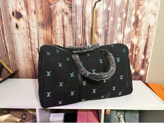 DUFFLE BAG