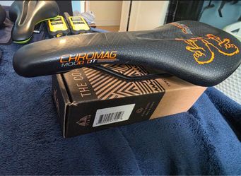 Chromag Mood DT Mountain Bike Saddle – Black/Orange