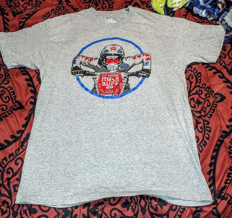 Authentic SE Racing Mike Buff Heather
PK Ripper. Grey T-Shirt. Size Large.